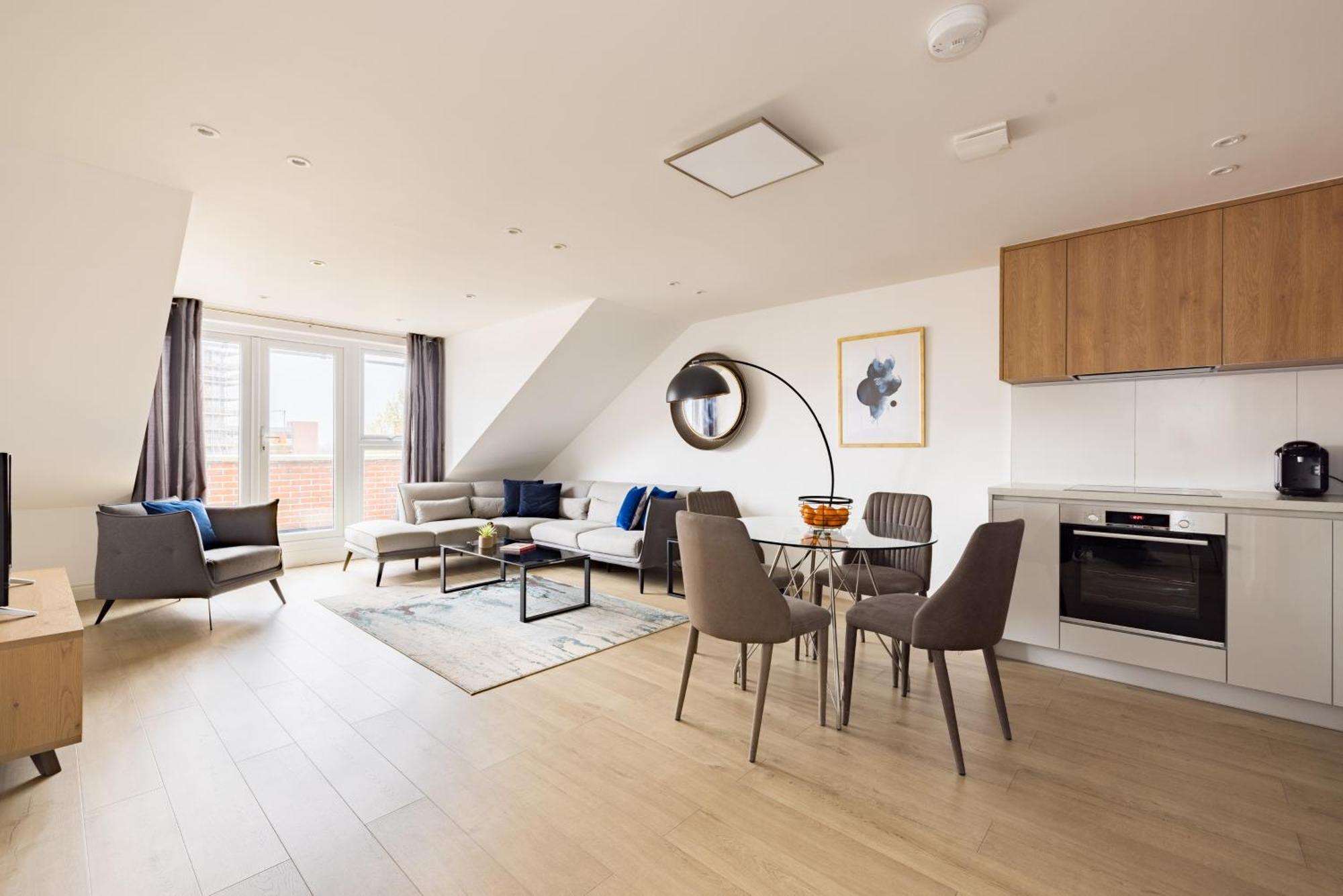 Charles Hope Staines Centre Apartment Exterior foto
