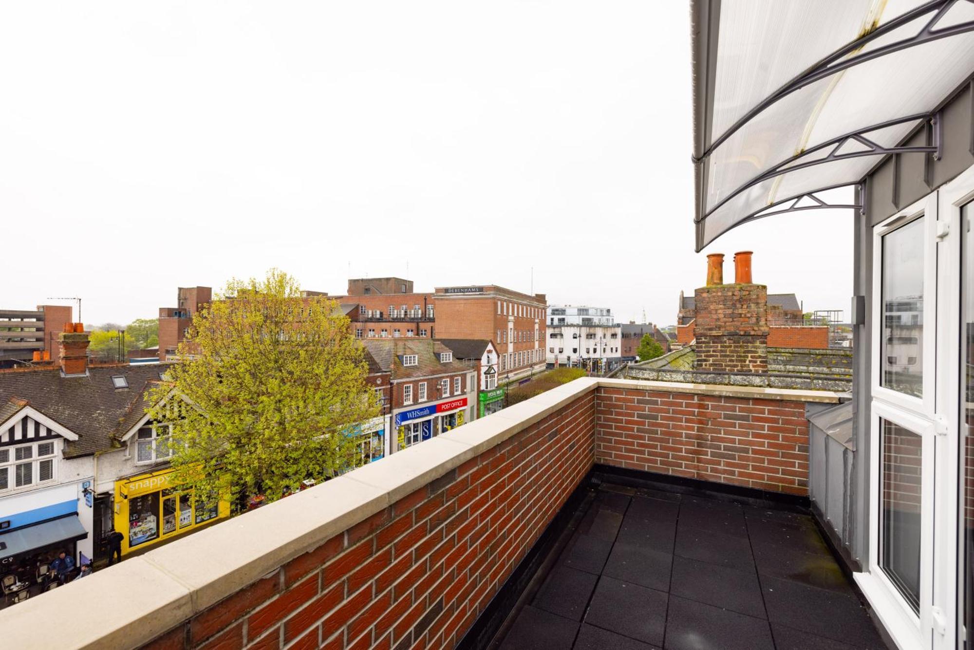 Charles Hope Staines Centre Apartment Exterior foto